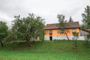 Budova, v ktorej sa apartmán nachádza