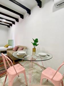 Posedenie v ubytovaní Apartamentos - Alameda