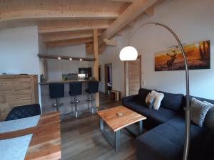 Zdjęcie z galerii obiektu Hochalmbahnen Chalets Rauris 1-07 WE2, Maislaufeldweg1f OG w mieście Rauris