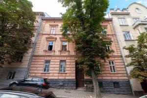 Budova, v ktorej sa apartmán nachádza