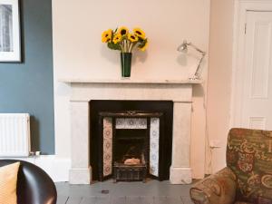 Pass the Keys Traditional 2 bed in Woodlands area of West End