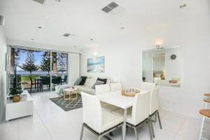 Imagem da galeria de Luxury beachfront apartment at The Breeze - Free Wifi em Victor Harbor