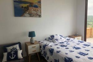 Postel nebo postele na pokoji v ubytování Casa de Playa Koumpí Beach