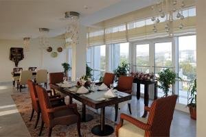 Gallery image of Dushanbe Serena Hotel in Dushanbe