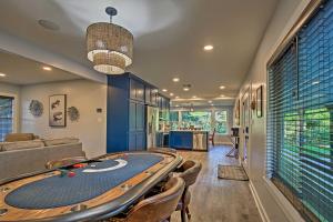 Ảnh trong thư viện ảnh của Kerrville Escape with Direct River Access and Views! ở Kerrville +19 ảnh