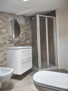 Vonios kambarys apgyvendinimo įstaigoje Bergamo & Dintorni