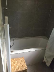Koupelna v ubytování Chambre double Futon et Chambre Classique au coeur du Vercors