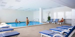 Bazén v ubytování Hotel Istra - Liburnia nebo v jeho okolí