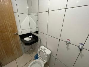 Ванна кімната в Hotel Oliveira 44