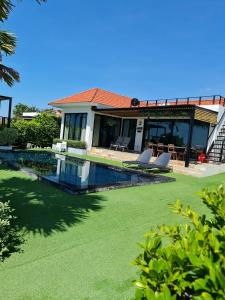Gallery image of La Playa Beach Front Pool Villa Cha-am,Huahin in Cha Am