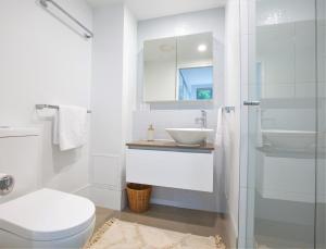 Koupelna v ubytování Nova Apartment Mooloolaba Beach