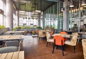Restaurace v ubytování Novotel Karawang