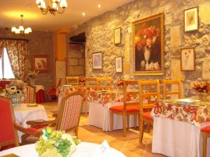 Restoran ili neka druga zalogajnica u objektu Palacio Garcia Quijano