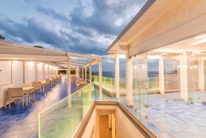 Bazén v ubytování Hotel Cava Dell'Isola nebo v jeho okolí