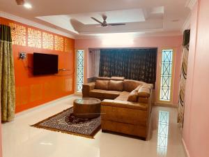 Χώρος καθιστικού στο Tirupati SVP Home Stay,Villa With Garden