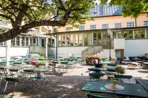 Reštaurácia alebo iné gastronomické zariadenie v ubytovaní STF Långholmen Hostel
