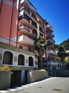 The building in which Az apartmant is located