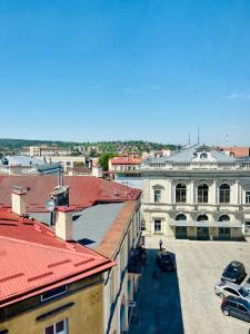 Nespecifikovaný výhled na destinaci Přemyšl nebo výhled na město při pohledu z hotelu