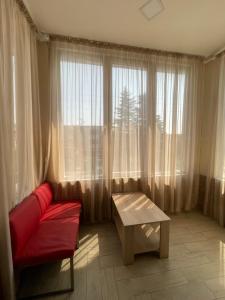 Istumisnurk majutusasutuses Fazis Hotel