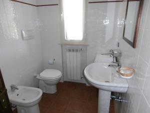 Koupelna v ubytování Agriturismo Poggio Sassineri