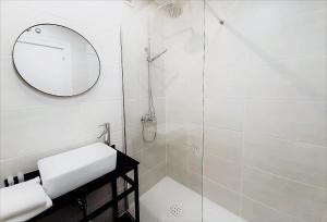 Kúpeľňa v ubytovaní Hotel Matilde by gaiarooms + 37 fotografií
