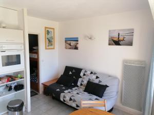 Gallery image of Appartement T2 cabine, capacité 4 personnes, à 600 m de la plage et à 300 m du Golf in Moliets-et-Maa