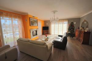 A television and/or entertainment centre at La Casa Della Volpe