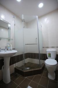 Sugdiyon Hotel的一间浴室