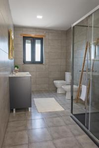 Ванна кімната в Refúgio Da Gandra