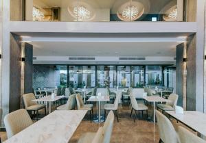Restaurace v ubytování Arista Hotel Ubon