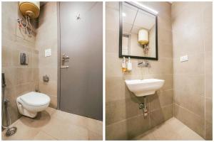 2 zdjęcia łazienki z toaletą i umywalką w obiekcie Hotel Admire Inn "Atta Market, Noida Sector 18" w mieście Noida