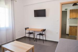 Et tv og/eller underholdning på Tzoka's Apartments