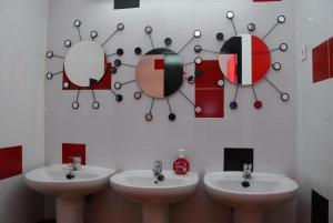 Koupelna v ubytování Bilbao Akelarre Hostel
