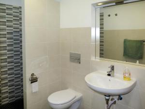 Kúpeľňa v ubytovaní Apartment Cuevecitas-2 by Interhome