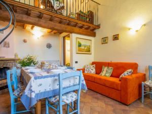 Posedenie v ubytovaní Holiday Home San Lorenzo-1 by Interhome