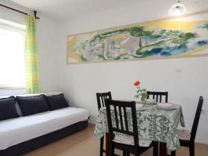 Fotografia z galérie ubytovania Apartment Starčević-1 by Interhome v Novom Vindolskom