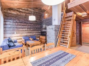 Posezení v ubytování Holiday Home Karhunkaato as- c