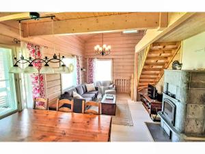 Et opholdsområde på Holiday Home Ylläs mustikka b by Interhome