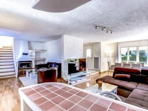 Kuchyň nebo kuchyňský kout v ubytování Villa Chopin by Interhome + 25 fotografií