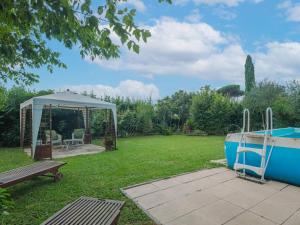 The swimming pool at or close to Holiday Home Casina del Sole by Interhome