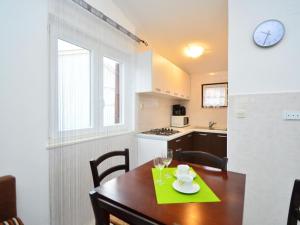 Kuchyň nebo kuchyňský kout v ubytování Apartment Johanna by Interhome + 18 fotografií