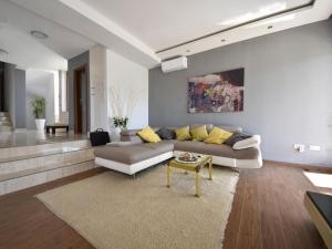 Posedenie v ubytovaní Holiday Home Arbo by Interhome