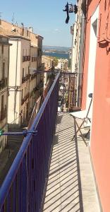 ระเบียงหรือลานระเบียงของ Appart Central à Sète avec balcon