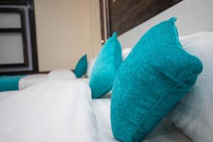 Tempat tidur dalam kamar di Hotel Himalayan Glacier