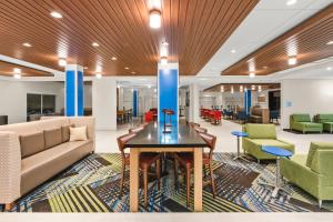 Gallery image of Holiday Inn Express & Suites - Suisun City by IHG in Suisun City +56 photos