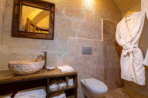 Koupelna v ubytování Adora Cave Suites -