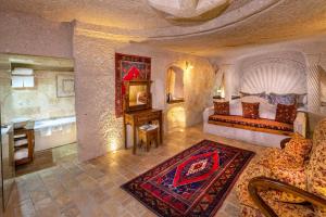 Posezení v ubytování Adora Cave Suites -