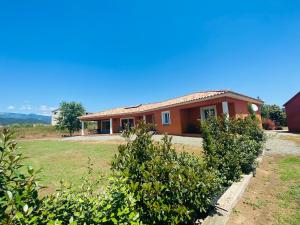 Photo de la galerie de l'établissement "Villa Bernardini" vacances paisible à 2km de la mer, à Ventiseri