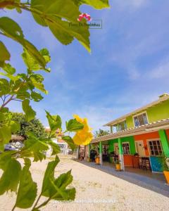 Gallery image of Pousada Flores de Bombinhas in Bombinhas