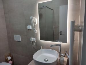 Koupelna v ubytování Cornizzolo bed breakfast + 21 fotografií